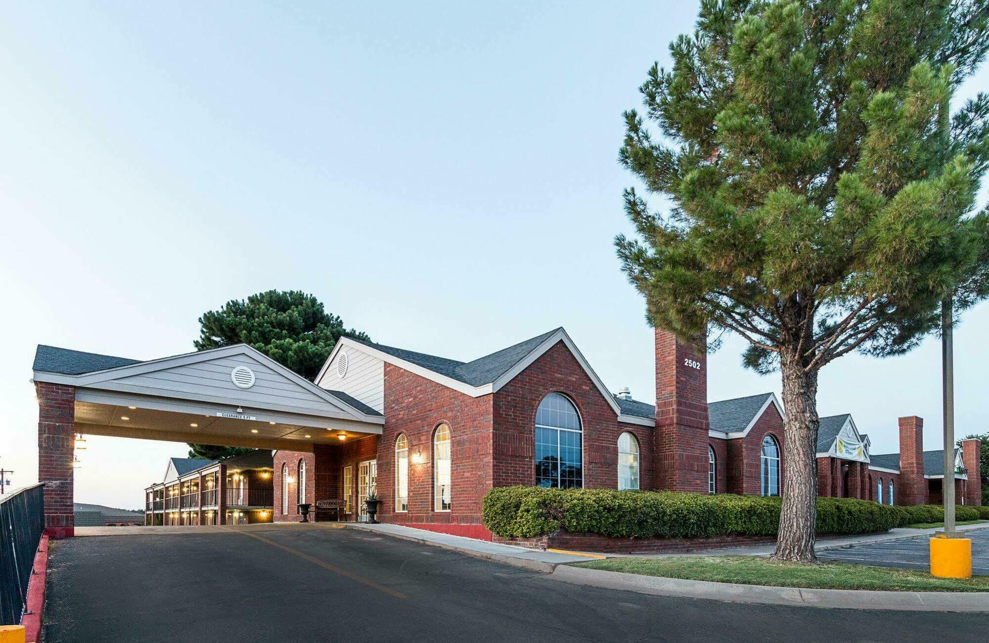 Rodeway Inn San Angelo Exterior photo